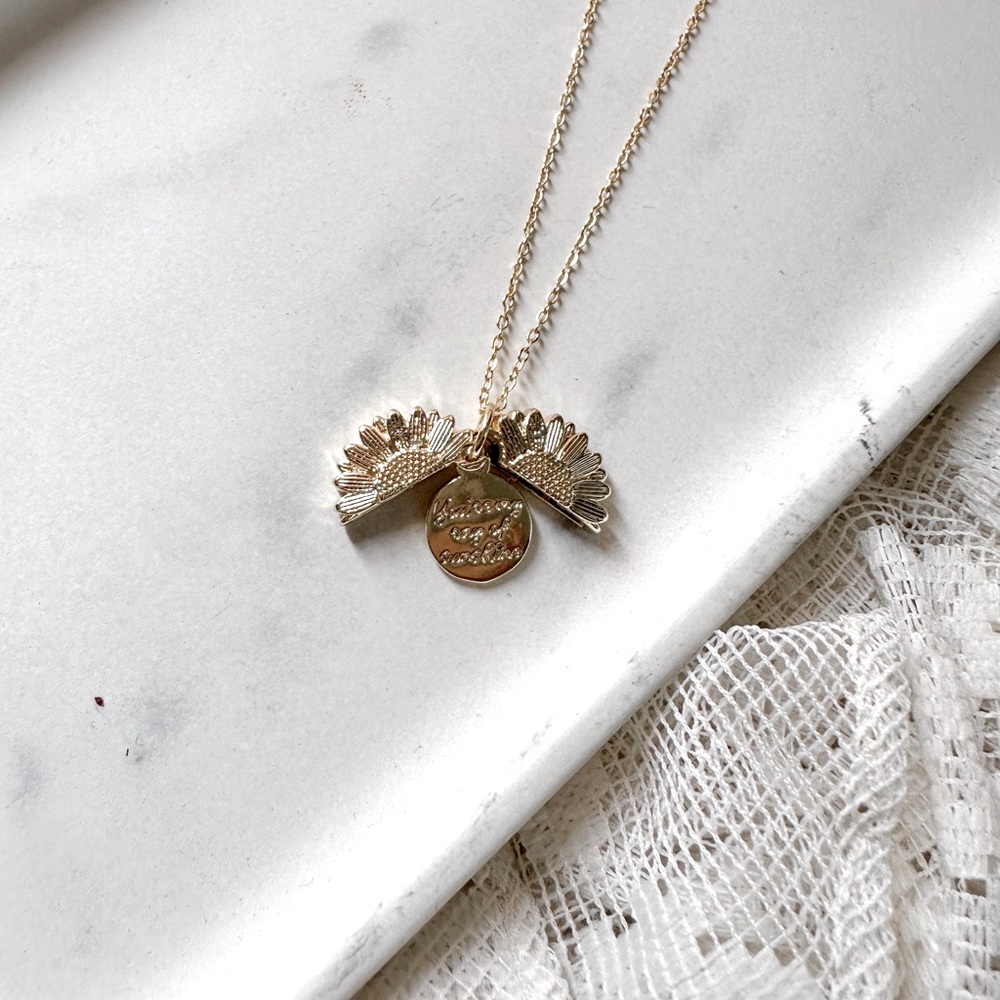 Sunflower 🌻 Necklace